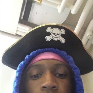 Meet your Posher, Christopher